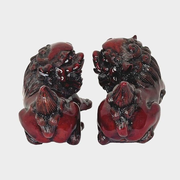 Vintage Foo Dog Pair Red Resin Asian Guardian Lion Figurines 4 in long each - Picture 5 of 16